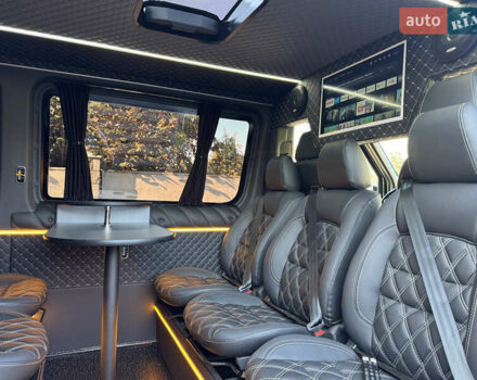 Чорний Мерседес Sprinter, об'ємом двигуна 2.2 л та пробігом 205 тис. км за 46990 $, фото 56 на Automoto.ua