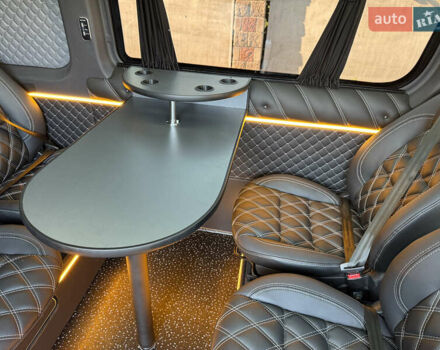 Чорний Мерседес Sprinter, об'ємом двигуна 2.2 л та пробігом 205 тис. км за 46990 $, фото 62 на Automoto.ua