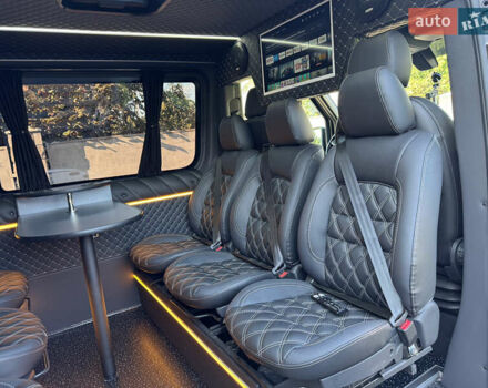 Чорний Мерседес Sprinter, об'ємом двигуна 2.2 л та пробігом 205 тис. км за 46990 $, фото 57 на Automoto.ua