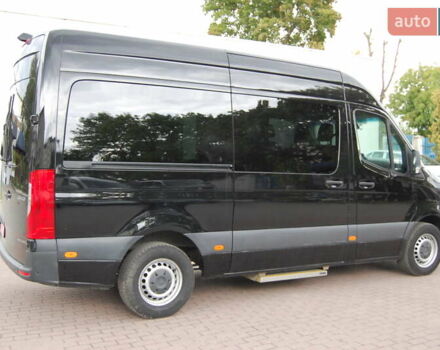 Черный Мерседес Sprinter, объемом двигателя 2.14 л и пробегом 471 тыс. км за 27800 $, фото 2 на Automoto.ua
