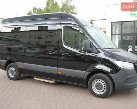 Черный Мерседес Sprinter, объемом двигателя 2.14 л и пробегом 471 тыс. км за 27800 $, фото 1 на Automoto.ua