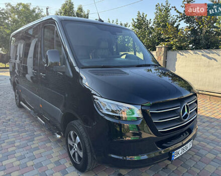Чорний Мерседес Sprinter, об'ємом двигуна 2.2 л та пробігом 205 тис. км за 46990 $, фото 3 на Automoto.ua
