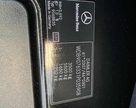 Чорний Мерседес Sprinter, об'ємом двигуна 2.2 л та пробігом 205 тис. км за 46990 $, фото 21 на Automoto.ua