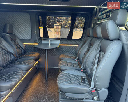 Чорний Мерседес Sprinter, об'ємом двигуна 2.2 л та пробігом 205 тис. км за 46990 $, фото 60 на Automoto.ua