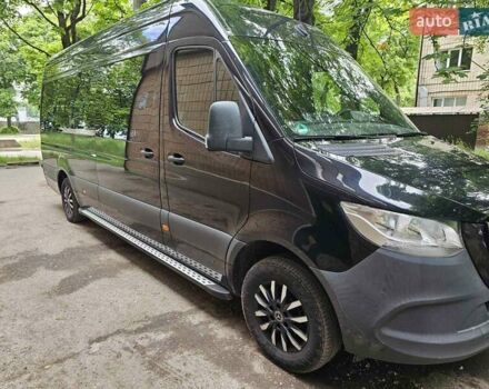 Черный Мерседес Sprinter, объемом двигателя 2.14 л и пробегом 255 тыс. км за 63000 $, фото 2 на Automoto.ua