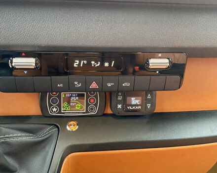 Чорний Мерседес Sprinter, об'ємом двигуна 2.14 л та пробігом 3 тис. км за 180000 $, фото 9 на Automoto.ua