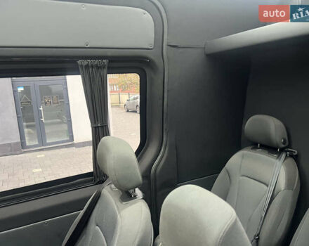 Чорний Мерседес Sprinter, об'ємом двигуна 3 л та пробігом 451 тис. км за 44000 $, фото 39 на Automoto.ua