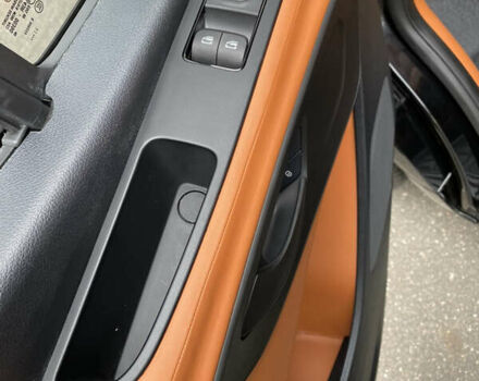 Чорний Мерседес Sprinter, об'ємом двигуна 2.14 л та пробігом 3 тис. км за 180000 $, фото 33 на Automoto.ua