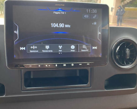 Чорний Мерседес Sprinter, об'ємом двигуна 2.14 л та пробігом 3 тис. км за 180000 $, фото 8 на Automoto.ua