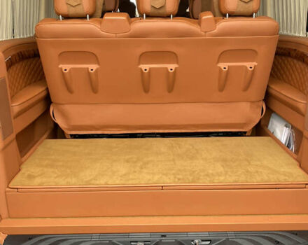 Чорний Мерседес Sprinter, об'ємом двигуна 2.14 л та пробігом 3 тис. км за 180000 $, фото 19 на Automoto.ua