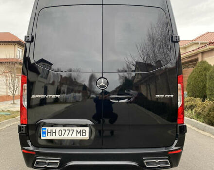 Чорний Мерседес Sprinter, об'ємом двигуна 2.14 л та пробігом 3 тис. км за 180000 $, фото 3 на Automoto.ua