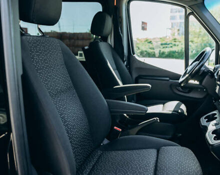 Черный Мерседес Sprinter, объемом двигателя 1.9 л и пробегом 260 тыс. км за 45000 $, фото 27 на Automoto.ua