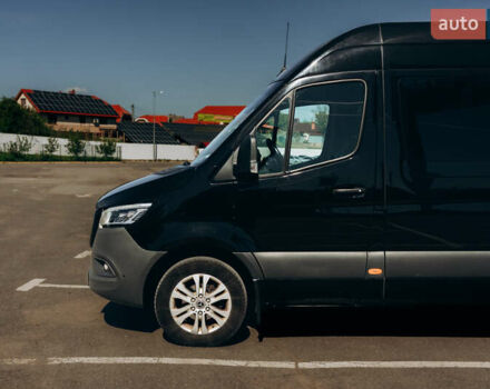Черный Мерседес Sprinter, объемом двигателя 1.9 л и пробегом 260 тыс. км за 45000 $, фото 5 на Automoto.ua