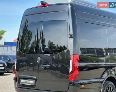 Черный Мерседес Sprinter, объемом двигателя 1.99 л и пробегом 17 тыс. км за 220000 $, фото 36 на Automoto.ua