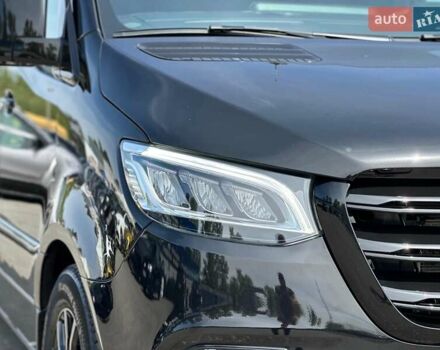 Черный Мерседес Sprinter, объемом двигателя 1.99 л и пробегом 17 тыс. км за 220000 $, фото 4 на Automoto.ua