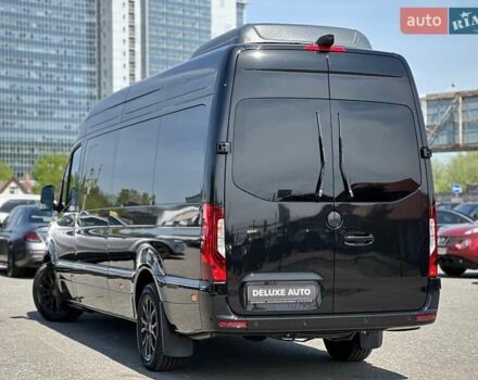 Черный Мерседес Sprinter, объемом двигателя 1.99 л и пробегом 17 тыс. км за 220000 $, фото 32 на Automoto.ua