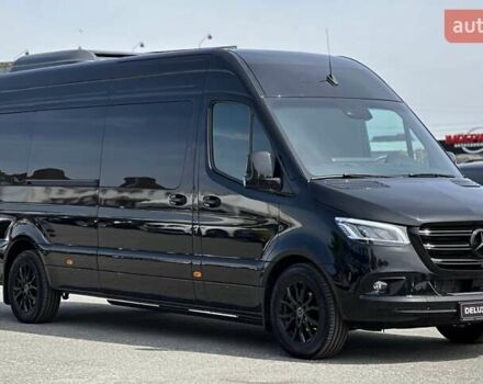 Черный Мерседес Sprinter, объемом двигателя 1.99 л и пробегом 17 тыс. км за 220000 $, фото 1 на Automoto.ua