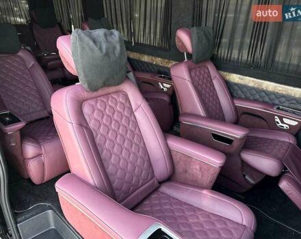 Черный Мерседес Sprinter, объемом двигателя 1.99 л и пробегом 17 тыс. км за 220000 $, фото 108 на Automoto.ua