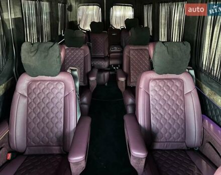 Черный Мерседес Sprinter, объемом двигателя 1.99 л и пробегом 17 тыс. км за 220000 $, фото 92 на Automoto.ua
