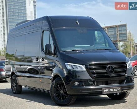 Черный Мерседес Sprinter, объемом двигателя 1.99 л и пробегом 17 тыс. км за 220000 $, фото 24 на Automoto.ua