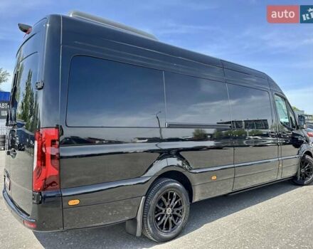 Черный Мерседес Sprinter, объемом двигателя 1.99 л и пробегом 17 тыс. км за 220000 $, фото 40 на Automoto.ua