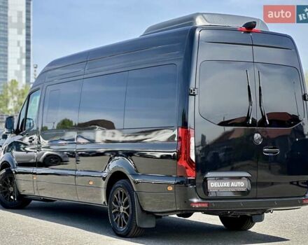 Черный Мерседес Sprinter, объемом двигателя 1.99 л и пробегом 17 тыс. км за 220000 $, фото 37 на Automoto.ua