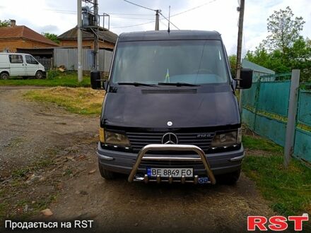 Чорний Мерседес Sprinter, об'ємом двигуна 2.9 л та пробігом 448 тис. км за 6300 $, фото 1 на Automoto.ua