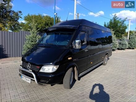 Черный Мерседес Sprinter, объемом двигателя 2.69 л и пробегом 700 тыс. км за 11700 $, фото 1 на Automoto.ua