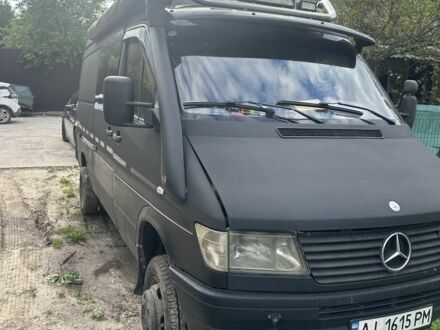 Черный Мерседес Sprinter, объемом двигателя 2.9 л и пробегом 400 тыс. км за 18000 $, фото 1 на Automoto.ua