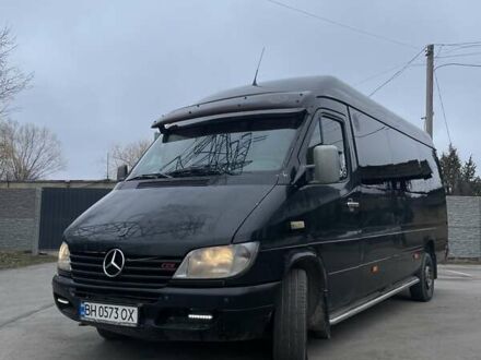 Черный Мерседес Sprinter, объемом двигателя 2.69 л и пробегом 650 тыс. км за 10500 $, фото 1 на Automoto.ua