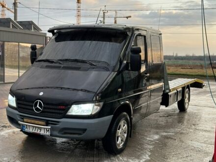 Черный Мерседес Sprinter, объемом двигателя 2.69 л и пробегом 500 тыс. км за 17500 $, фото 1 на Automoto.ua