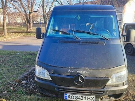 Черный Мерседес Sprinter, объемом двигателя 2.15 л и пробегом 678 тыс. км за 7500 $, фото 1 на Automoto.ua