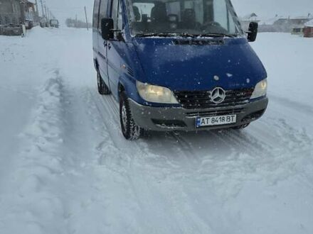Черный Мерседес Sprinter, объемом двигателя 2.2 л и пробегом 526 тыс. км за 4650 $, фото 1 на Automoto.ua