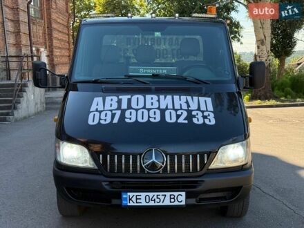 Черный Мерседес Sprinter, объемом двигателя 2.7 л и пробегом 605 тыс. км за 12500 $, фото 1 на Automoto.ua
