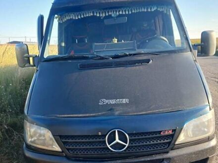 Чорний Мерседес Sprinter, об'ємом двигуна 2.15 л та пробігом 600 тис. км за 9800 $, фото 1 на Automoto.ua