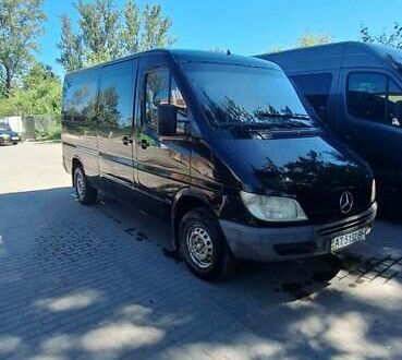 Мерседес Sprinter 2004 в Ивано-Франковске на Automoto.ua Черный Мерседес Sprinter, объемом двигателя 2.15 л и пробегом 476 тыс. км за 8000 $, фото 1 на Automoto.ua