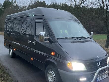 Чорний Мерседес Sprinter, об'ємом двигуна 2.1 л та пробігом 370 тис. км за 12500 $, фото 1 на Automoto.ua