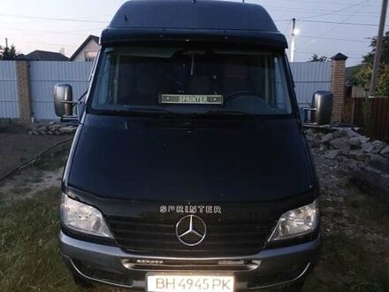 Черный Мерседес Sprinter, объемом двигателя 2.7 л и пробегом 750 тыс. км за 14000 $, фото 1 на Automoto.ua