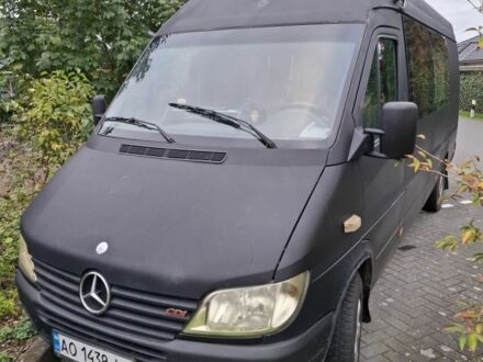 Мерседес Sprinter 2005 в Киеве на Automoto.ua Черный Мерседес Sprinter, объемом двигателя 2.2 л и пробегом 770 тыс. км за 8000 $, фото 1 на Automoto.ua