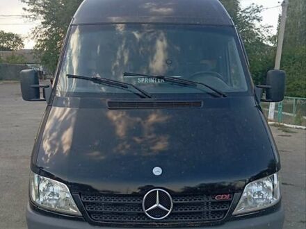 Черный Мерседес Sprinter, объемом двигателя 2.7 л и пробегом 600 тыс. км за 15500 $, фото 1 на Automoto.ua
