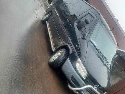 Чорний Мерседес Sprinter, об'ємом двигуна 2.1 л та пробігом 700 тис. км за 8999 $, фото 1 на Automoto.ua