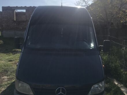 Чорний Мерседес Sprinter, об'ємом двигуна 2.7 л та пробігом 100 тис. км за 10300 $, фото 1 на Automoto.ua