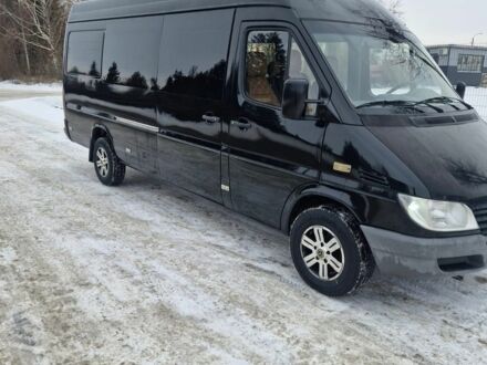 Черный Мерседес Sprinter, объемом двигателя 2.7 л и пробегом 600 тыс. км за 9500 $, фото 1 на Automoto.ua