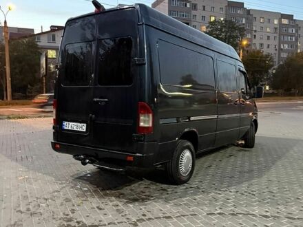 Черный Мерседес Sprinter, объемом двигателя 2.7 л и пробегом 302 тыс. км за 11950 $, фото 1 на Automoto.ua