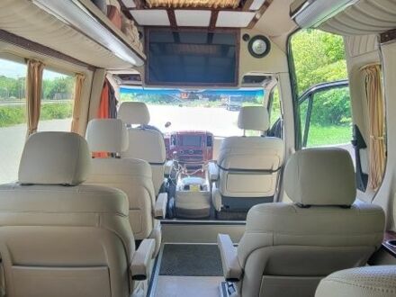 Чорний Мерседес Sprinter, об'ємом двигуна 3 л та пробігом 680 тис. км за 23081 $, фото 1 на Automoto.ua