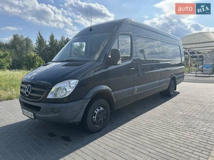Черный Мерседес Sprinter, объемом двигателя 30 л и пробегом 370 тыс. км за 22500 $, фото 1 на Automoto.ua