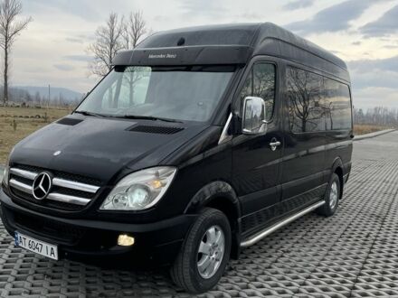 Черный Мерседес Sprinter, объемом двигателя 3 л и пробегом 650 тыс. км за 16000 $, фото 1 на Automoto.ua