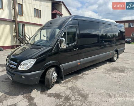 Черный Мерседес Sprinter, объемом двигателя 2.99 л и пробегом 500 тыс. км за 49000 $, фото 1 на Automoto.ua