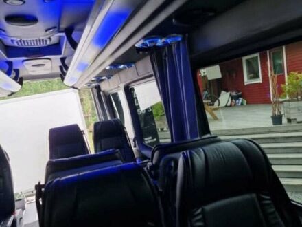 Чорний Мерседес Sprinter, об'ємом двигуна 0 л та пробігом 406 тис. км за 13700 $, фото 1 на Automoto.ua