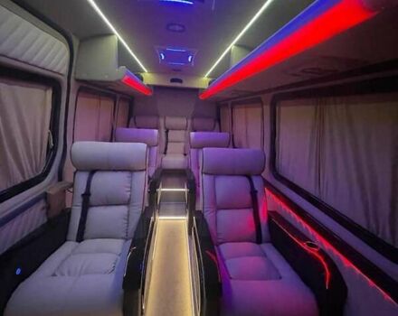 Черный Мерседес Sprinter, объемом двигателя 2.14 л и пробегом 450 тыс. км за 27999 $, фото 1 на Automoto.ua